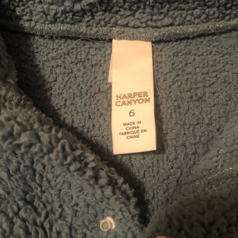Pullover Jacket - Picture 2 of 6